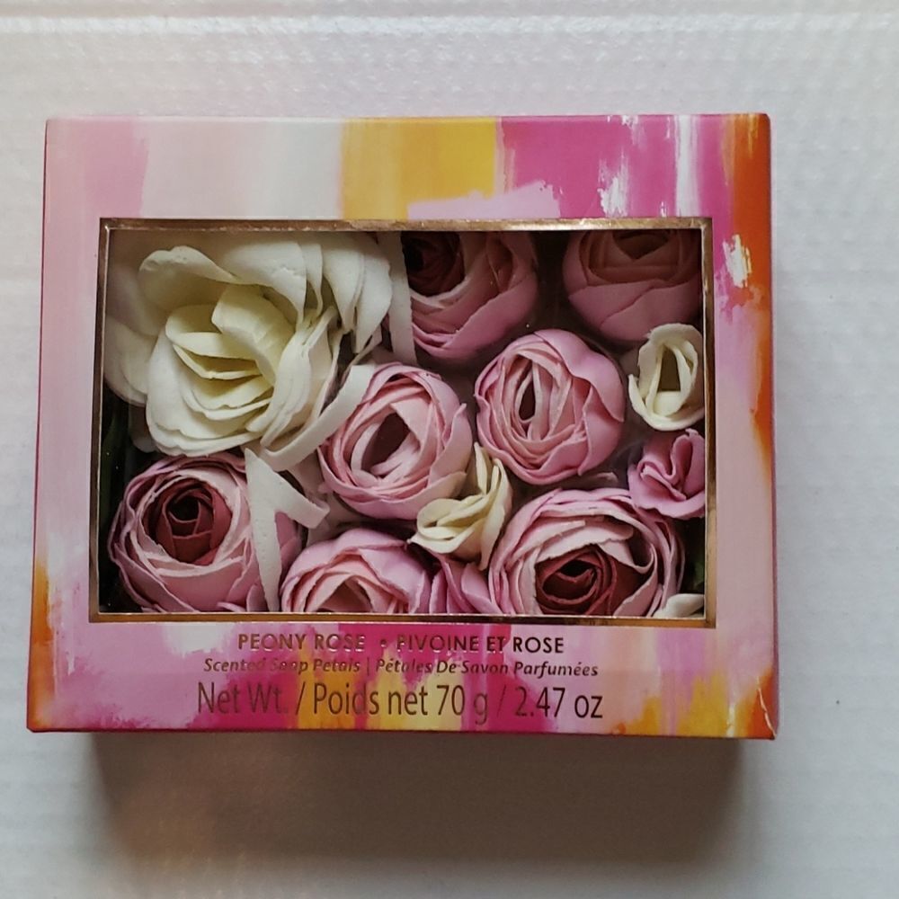 Rose Soap Bundle - Picture 2 of 4